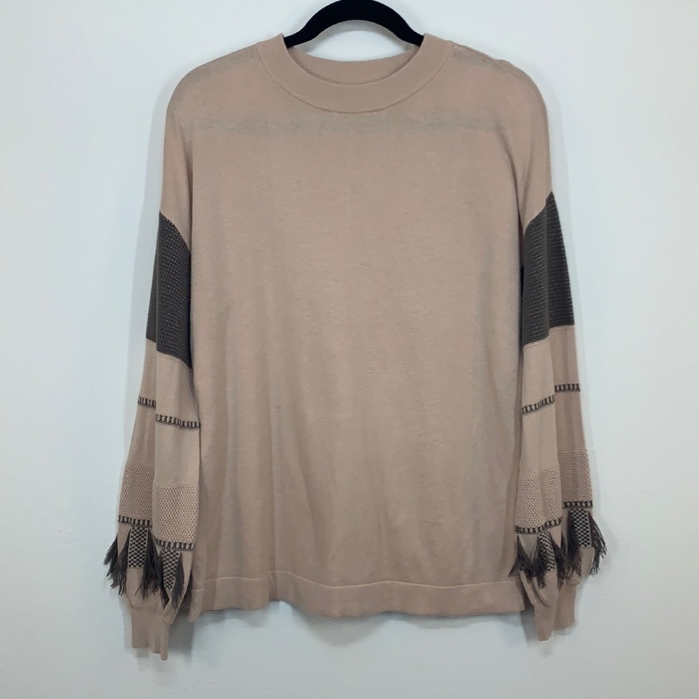 Lord & Taylor nude lightweight oversize small sweater